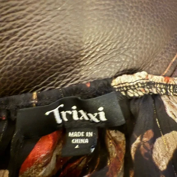 Trixxi Black Floral Mini Dress - Picture 6 of 7